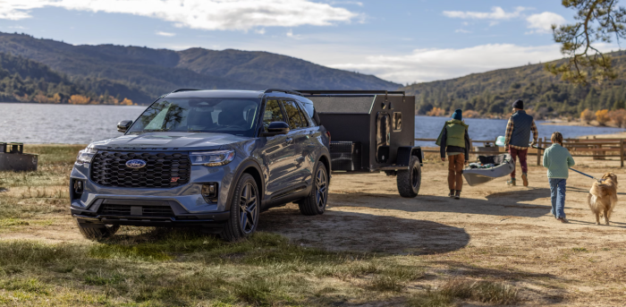 2025 Ford Explorer with trailer attached