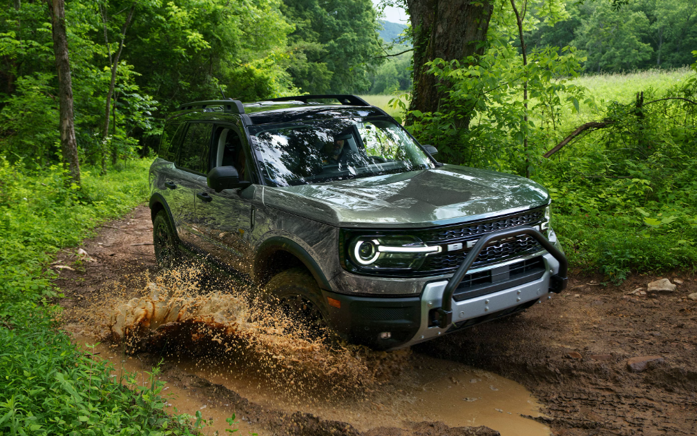 Gray 2026 Ford Bronco Sport Outer Banks off-road
