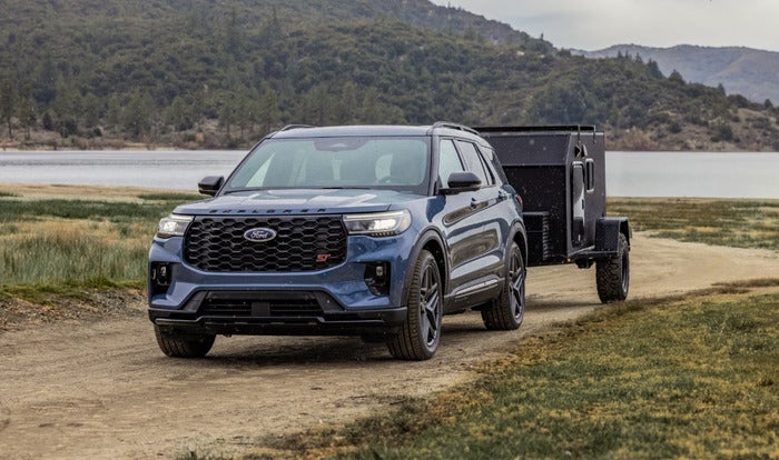 Ford Explorer towing a trailer