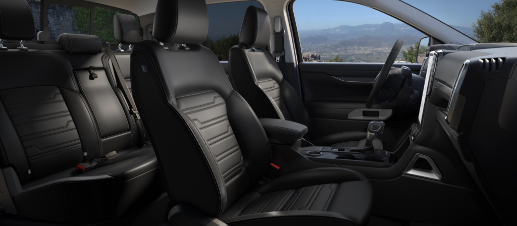 2025 Ford Ranger seats