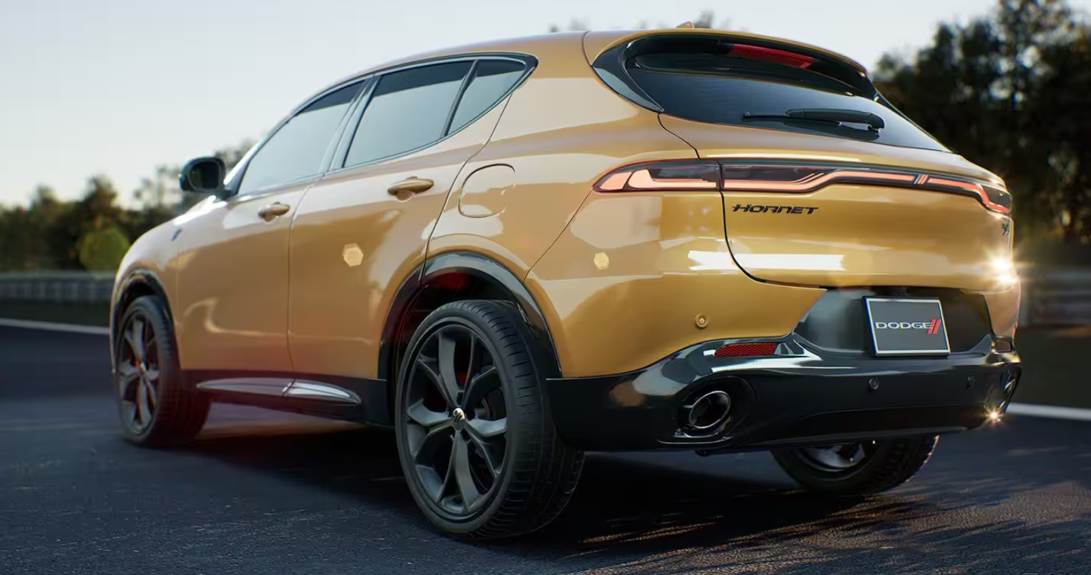 2023-dodge-hornet-yellow-1