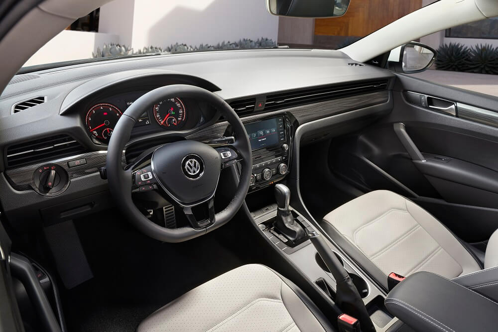 Volkswagen Passat Tech
