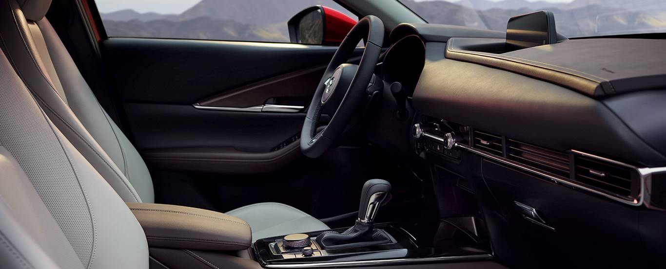 2024-mazda-cx-30-front-interior-space
