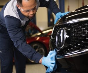 3 Benefits of Getting Your Car Service at an Acura Dealership 