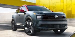 2025 nissan kicks