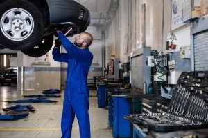 Time for a Radiator Repair? 3 Signs of a Damaged Radiator