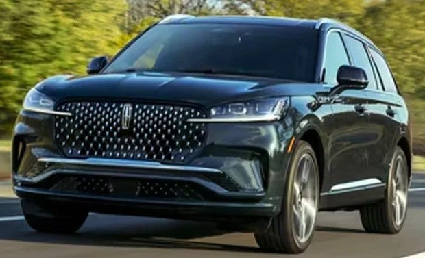 How the 2025 Lincoln Aviator Fits an Active Lifestyle
