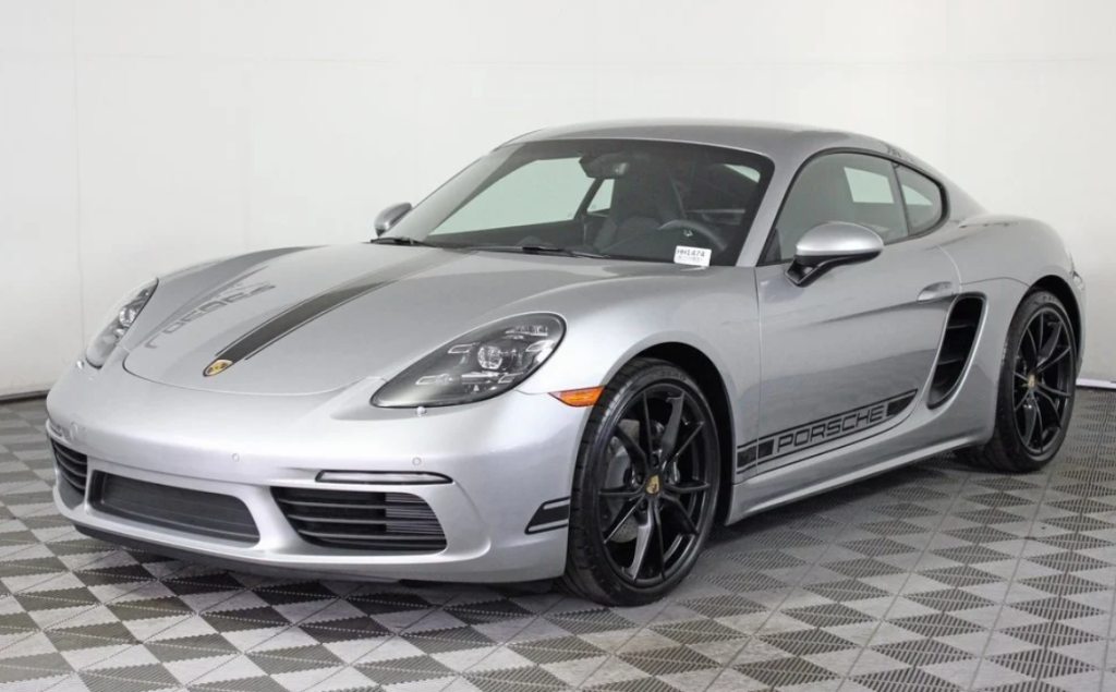 4 Reasons to Love the 2024 Porsche 718 Cayman