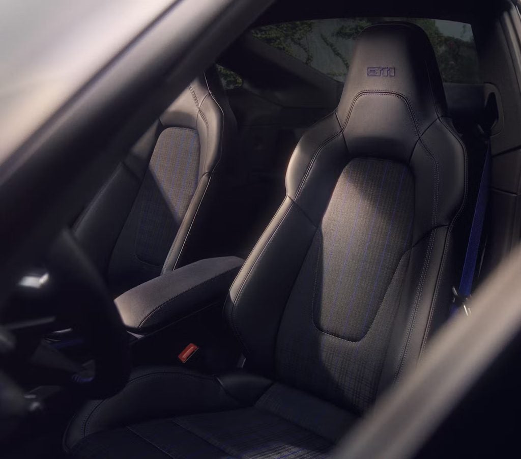 2026 Porsche 911 T Sports Seats