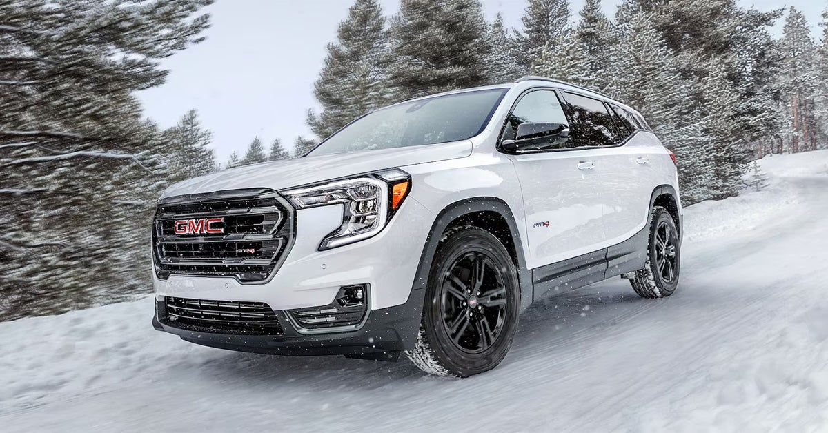 2024 GMC Terrain Driving Through the SNow
