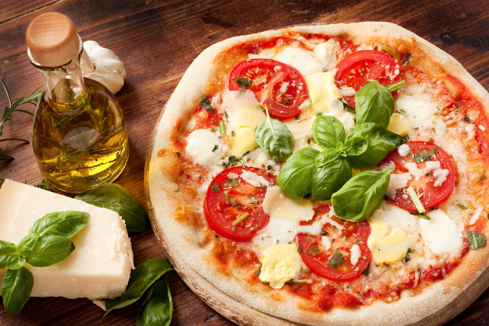 3 pizza places to eat, Mequon, WI