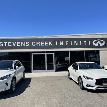 Stevens Creek Infiniti Store Front