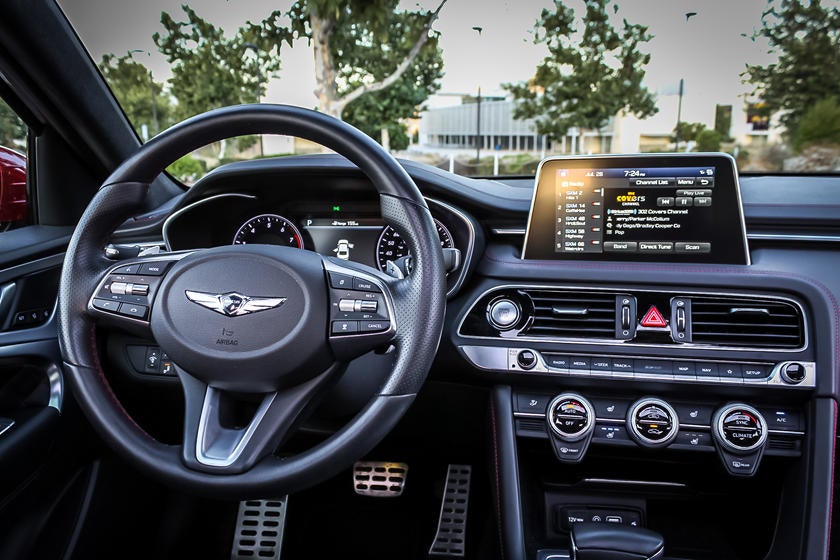 2022 Genesis G70 Infotainment