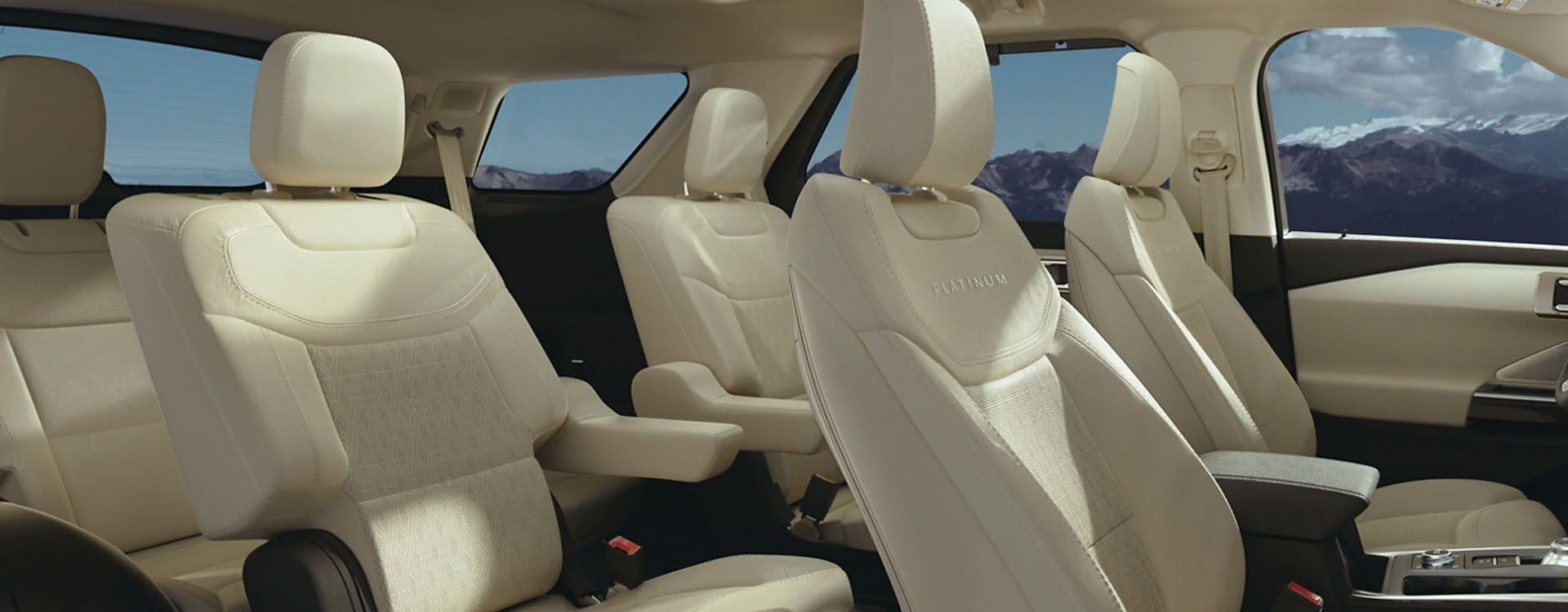 2021 Ford Explorer interior