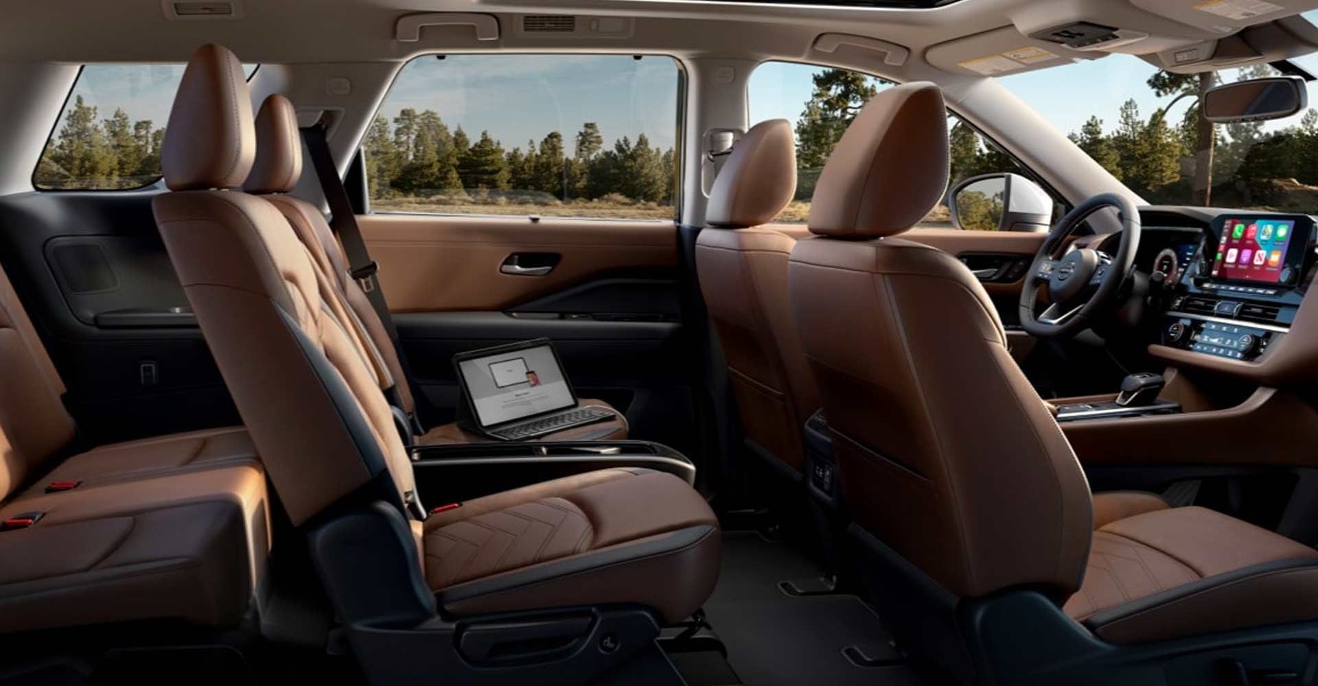 2022 Nissan Pathfinder interior