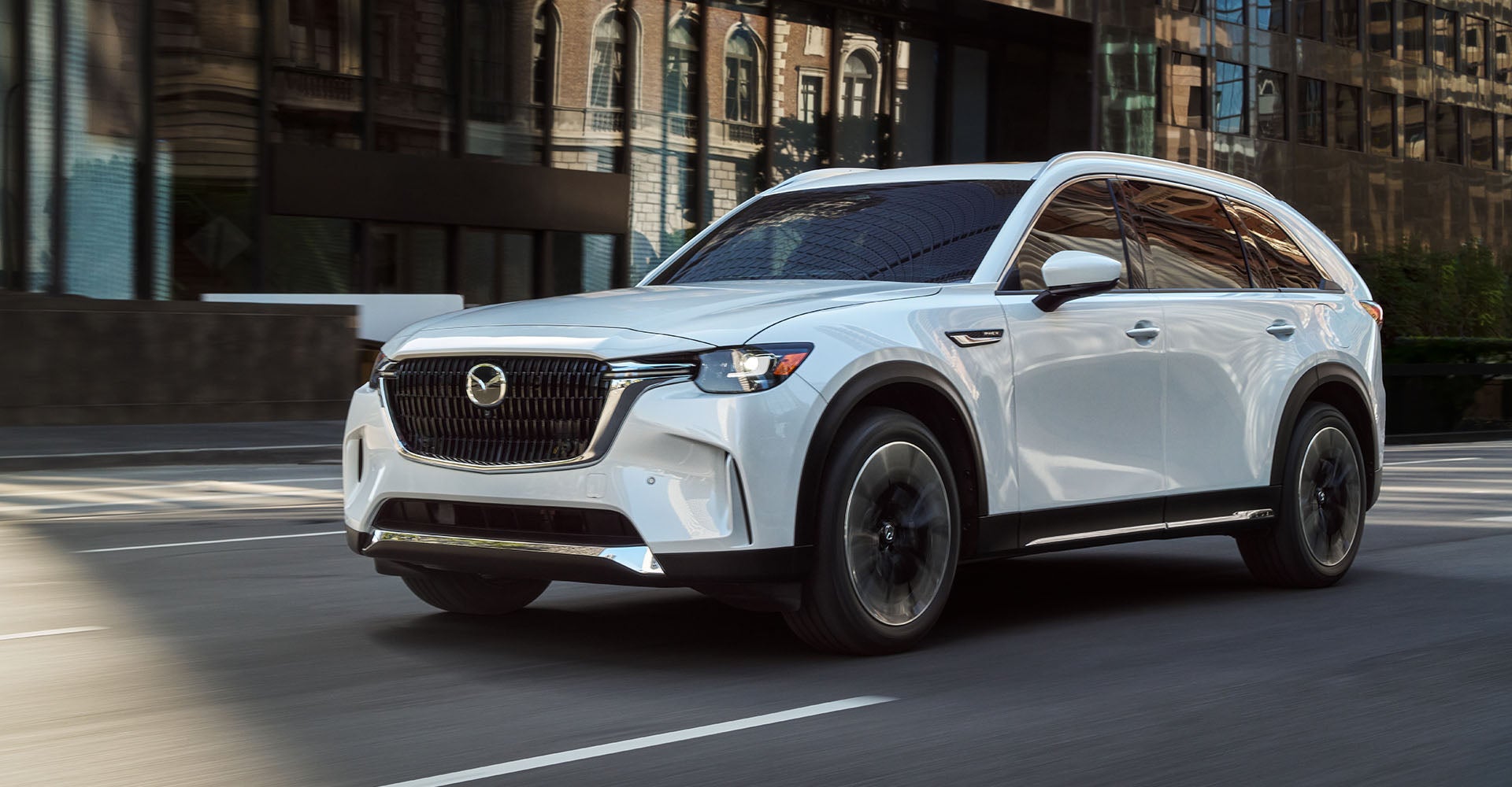 Best Luxury Car for Road Trips