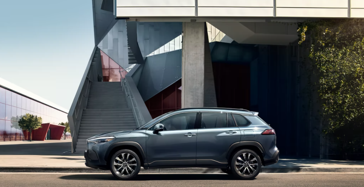 Buying Guide - The 2023 Toyota Corolla Cross