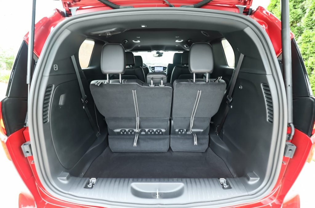 2025 Chrysler Voyager interior