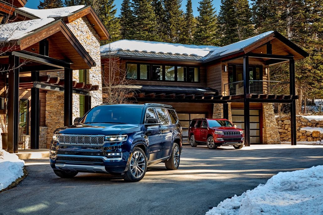 2024 Grand Wagoneer (left) and 2024 Wagoneer