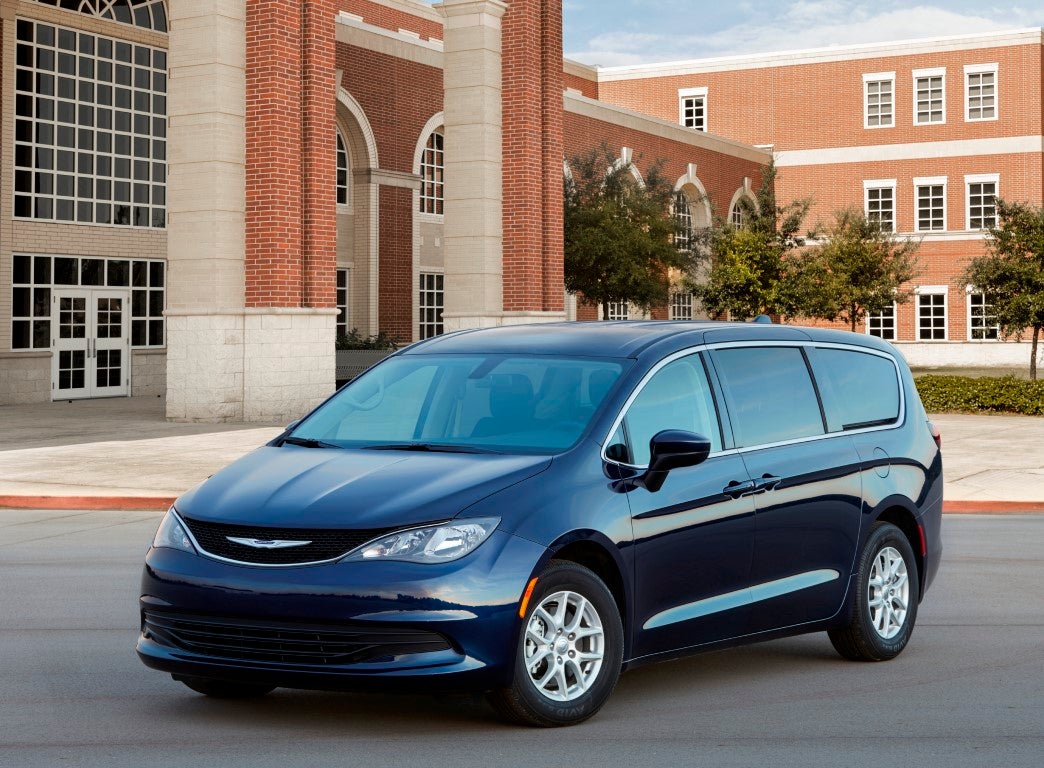 2021 Chrysler Voyager Blue