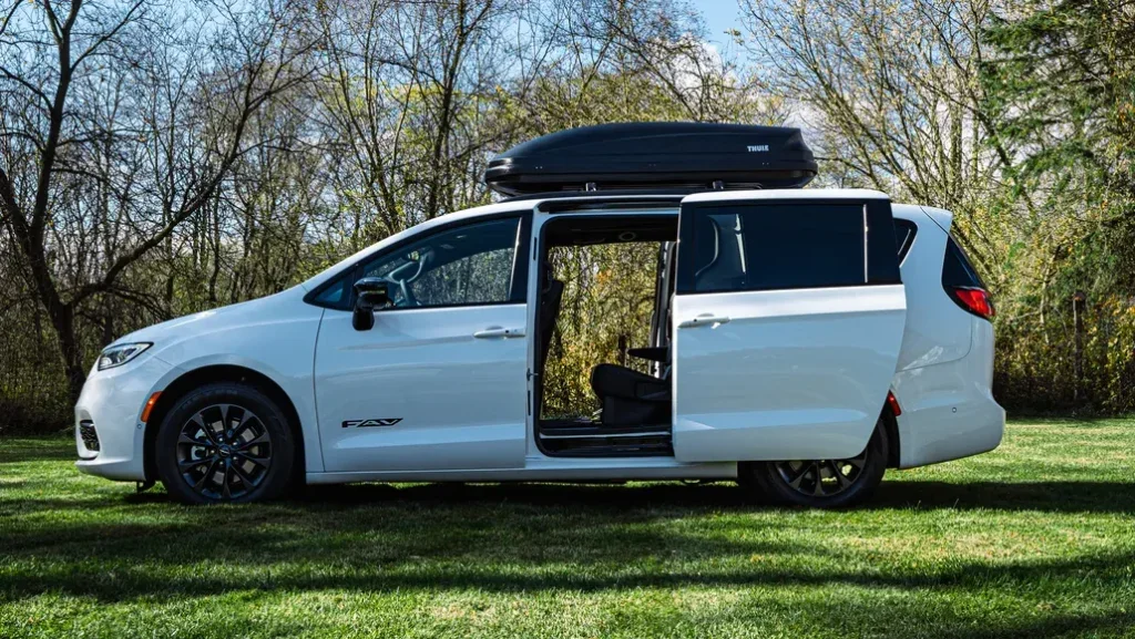 Chrysler Pacifica FAV Edition Parked Side View with Rear Doors Open in a Park