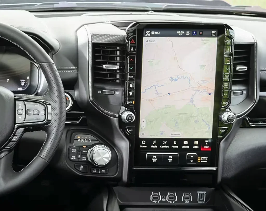 UConnect Infotainment System Awarded by AutoBlog