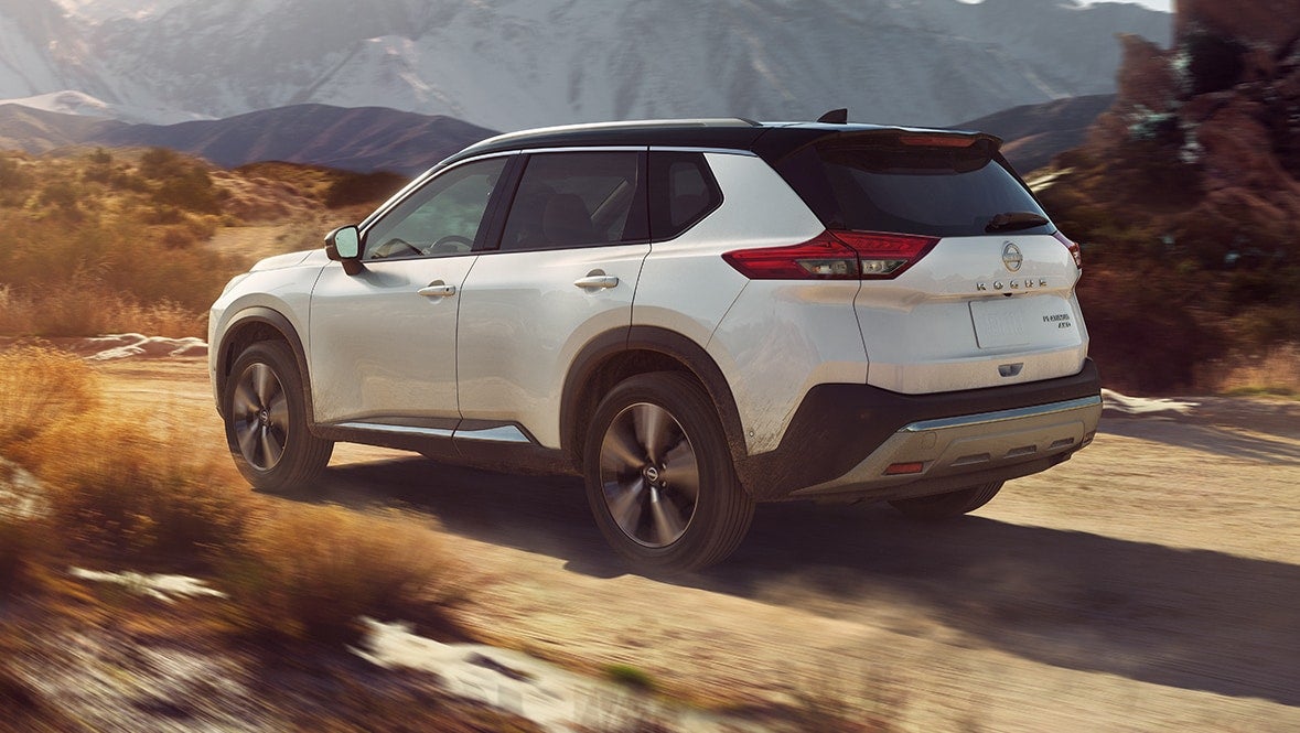 2023-nissan-rogue-dirtin