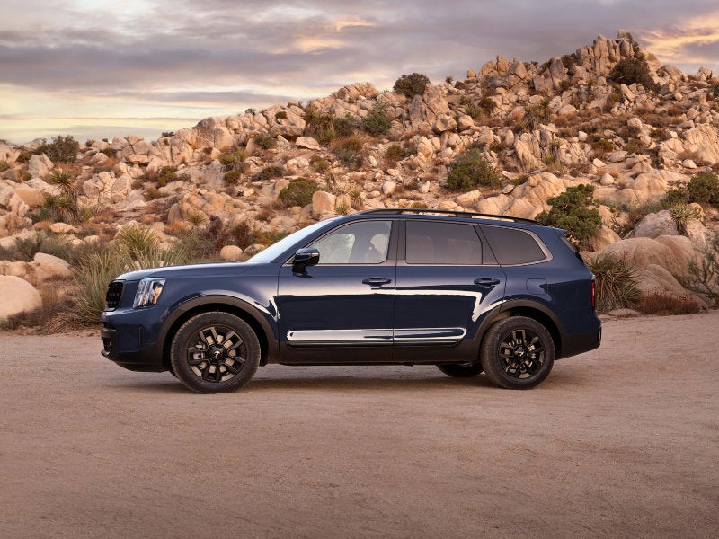 Sansone Kia - A 2024 Kia Telluride packs premium features near Edison NJ