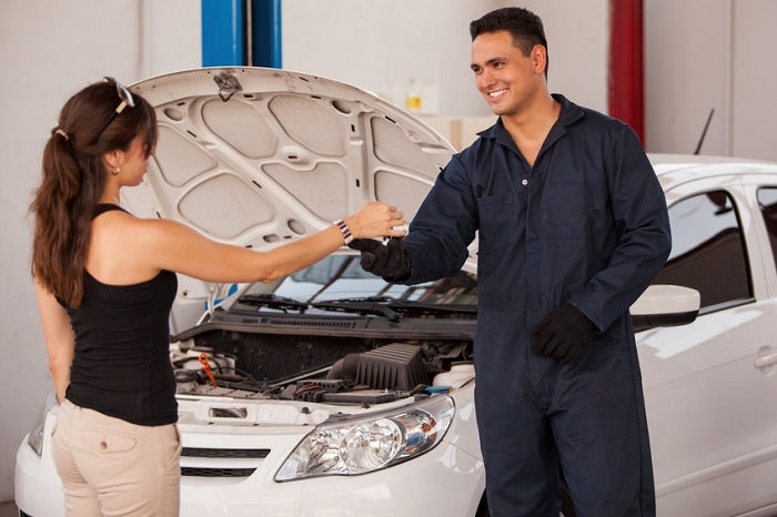 Getting car keys from a customer