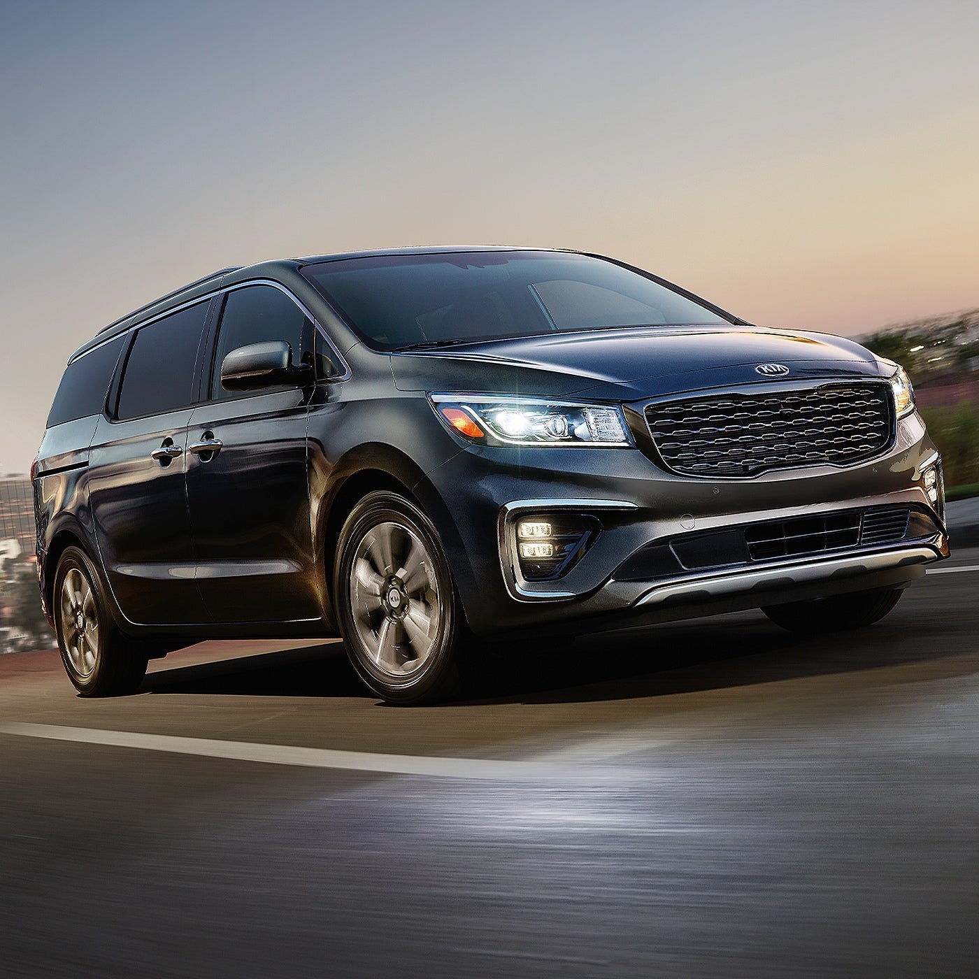 Kia minivan