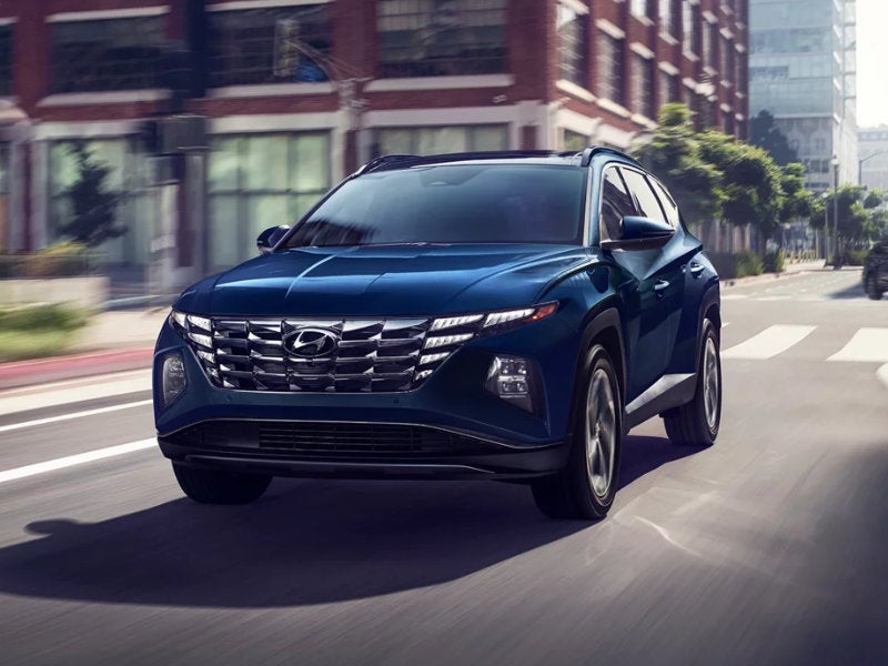 Sansone Hyundai - Discover the features of a 2024 Hyundai Tucson Hybrid near Staten Island NY
