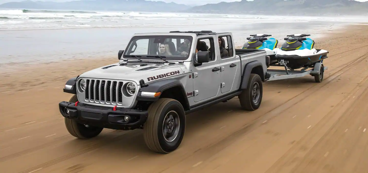 Jeep Gladiator towing jetskis
