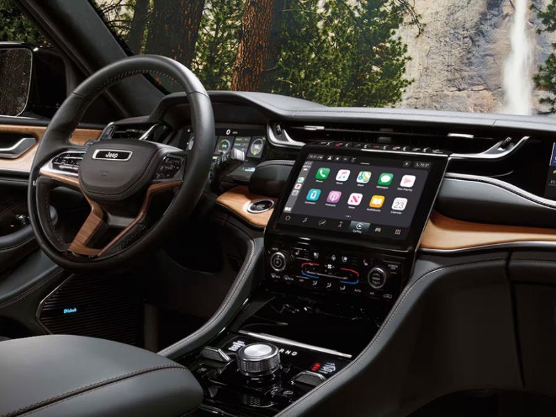Sansone Jeep - The 2024 Jeep Grand Cherokee 4xe is a top choice near Edison NJ
