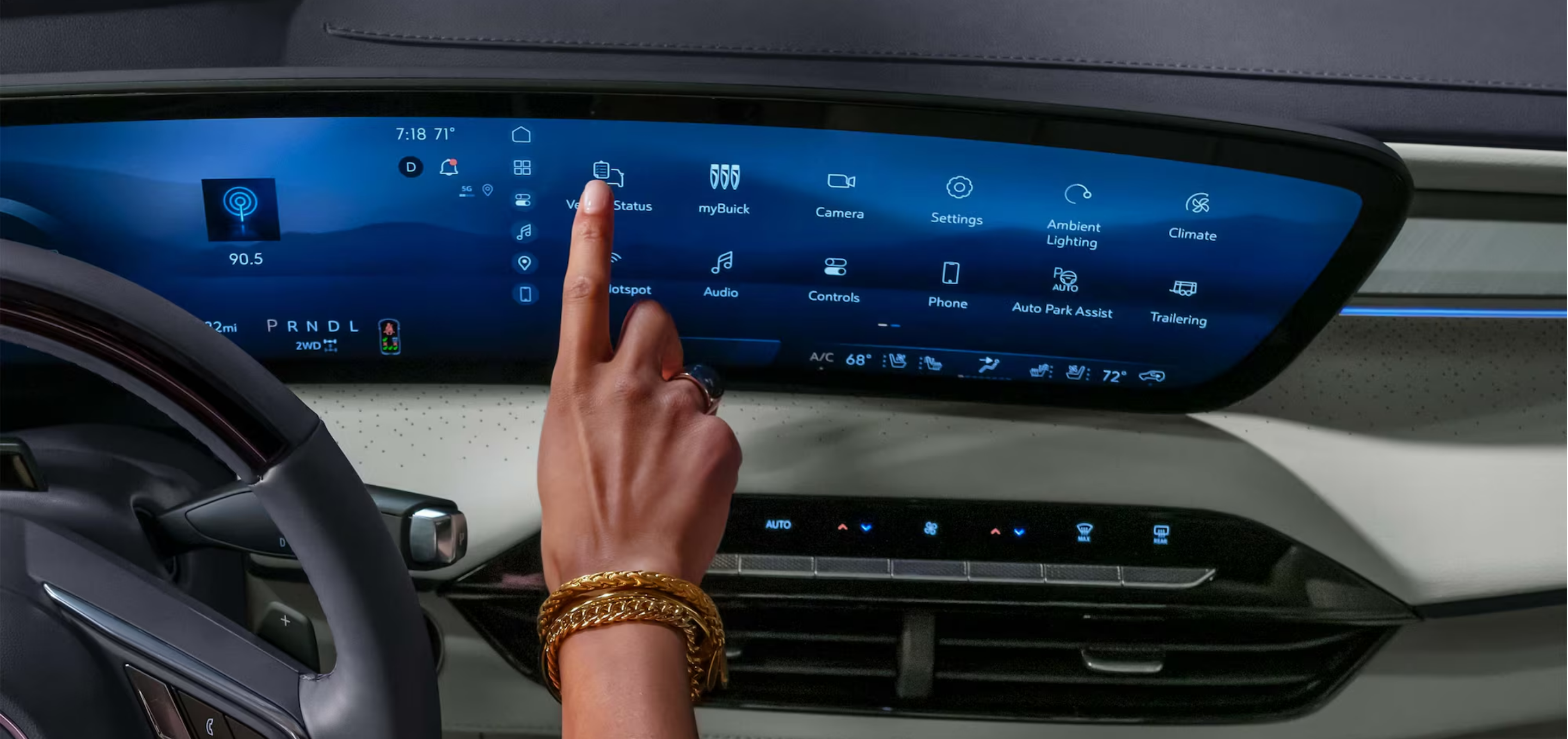 2027 Buick Enclave’s ultrawide 30 inch diagonal display