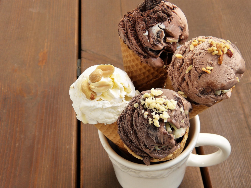 Drive on Over: 3 Great Ice Cream Places Near Flagstaff, AZ
