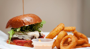 3 Great Spots for Delivery Food in and Around Freeport, NY