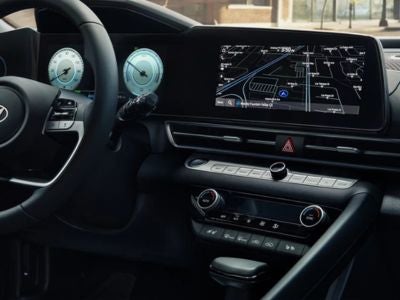 2025 Hyundai Elantra Hybrid Tech Feature
