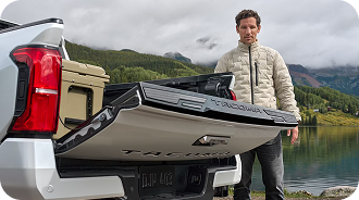 Power Open-and-Close Tailgate