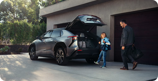 Hands-Free Power Liftgate
