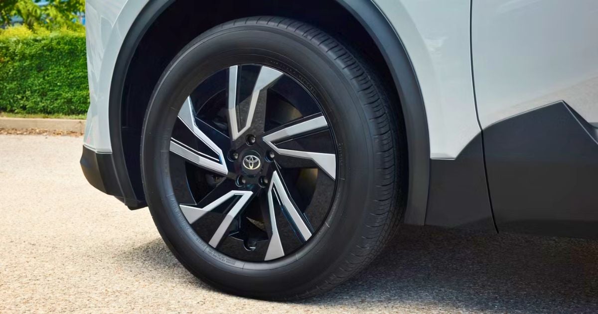 The 2026 Toyota C-HR SE has longer range than the XSE because of its smaller 18-inch wheels