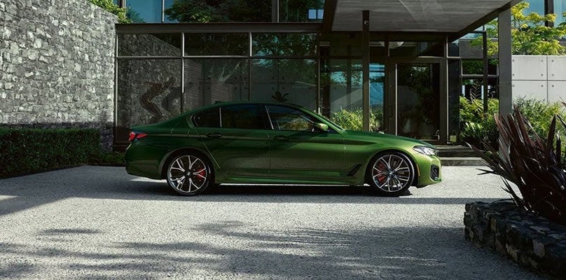 2022 BMW 530i
