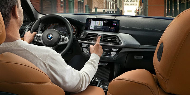 BMW Gesture Control in a 2021 X3