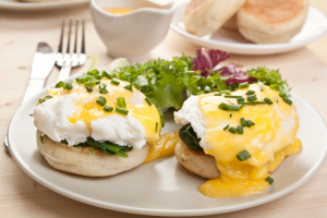 2 eggs benedict on a plate