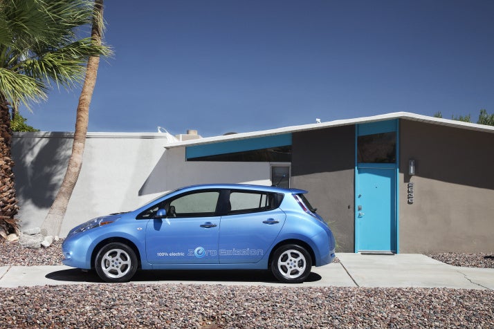 2011_nissan_leaf_n_30__mid Maryland Nissan Leaf Blue