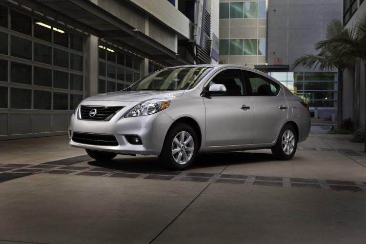 2012VERSA exterior silver