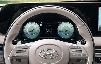 12.3-inch touchscreen navigation