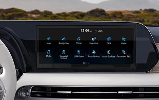 12.3-inch touchscreen navigation
