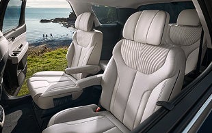 2nd-row captain’s chairs