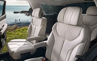 Second-row captain’s chairs