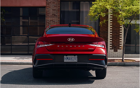 Sculpted rear lower fascia